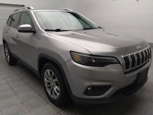 Used 2019 Jeep Cherokee Latitude Plus FWD image 13