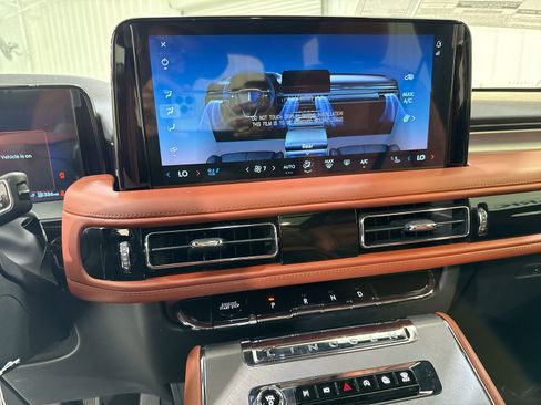 New 2025 Lincoln Aviator Reserve image 20