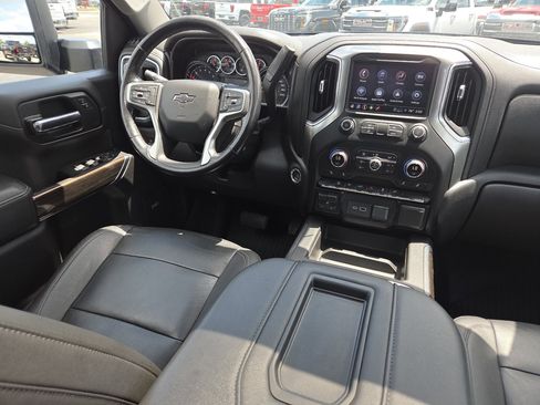 Used 2021 Chevrolet Silverado 1500 RST AWD/4WD image 29