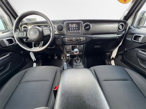 Used 2023 Jeep Gladiator Sport image 28