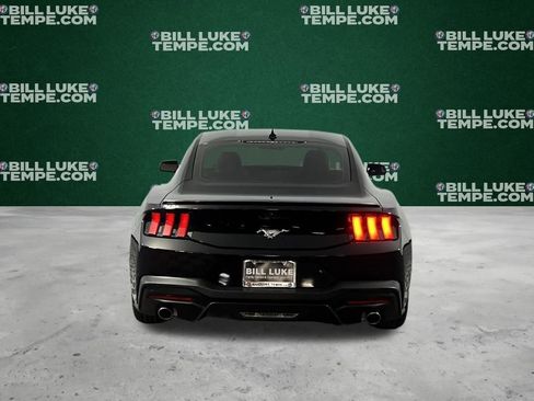Used 2025 Ford Mustang Premium image 6