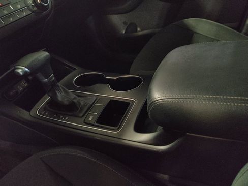 Used 2020 Kia Sorento FWD V6 image 25