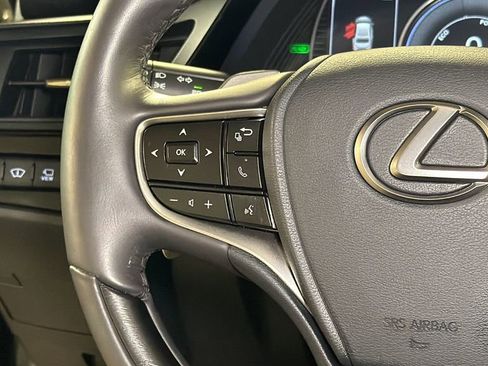 Used 2023 Lexus ES 300h Ultra Luxury w/ Accessory Package (Z2) image 20