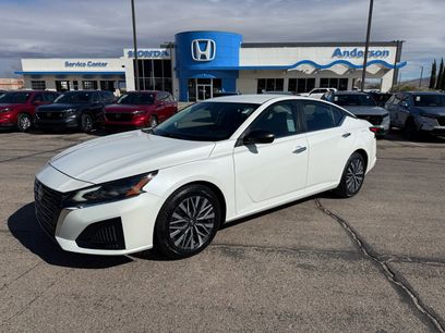 Used 2024 Nissan Altima 2.5 SV