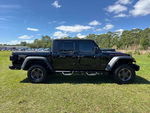 Used 2022 Jeep Gladiator Rubicon w/ LED Lighting Group AWD/4WD image 2