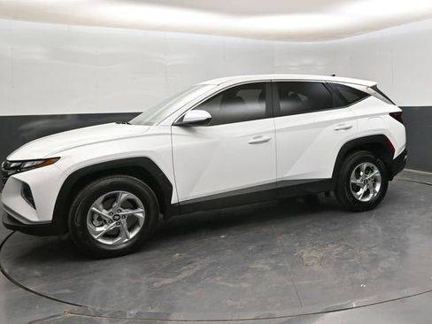 Used 2024 Hyundai Tucson SE AWD/4WD image 4