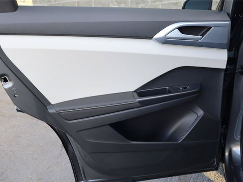 New 2026 Volkswagen Taos SE AWD/4WD image 25