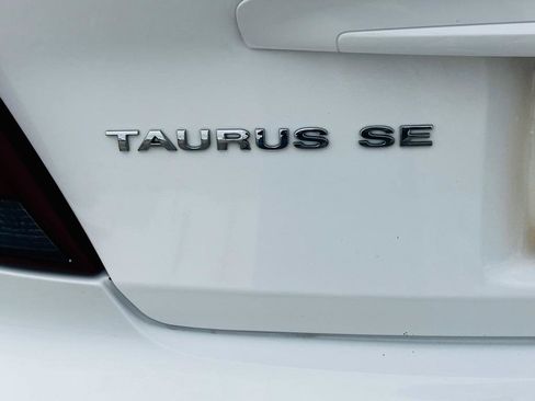 Used 2007 Ford Taurus SE FWD image 10