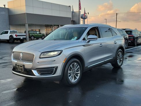 Certified 2020 Lincoln Nautilus Premier w/ Equipment Group 101A image 8