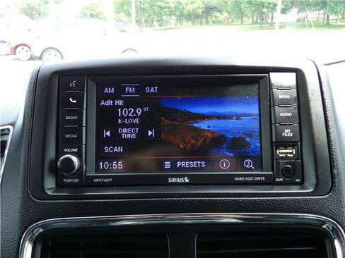 Used 2019 Dodge Grand Caravan SXT image 23