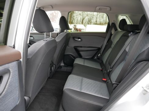 Certified 2023 Nissan Rogue SV image 35