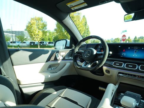 New 2026 Mercedes-Benz GLE 53 AMG 4MATIC Coupe image 24