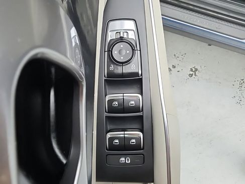 Used 2025 Kia Sorento S w/ Panoramic Sunroof Package AWD/4WD image 20