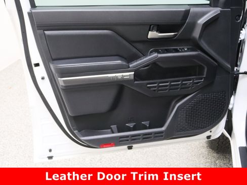 Certified 2025 Toyota Tacoma TRD Off-Road image 12