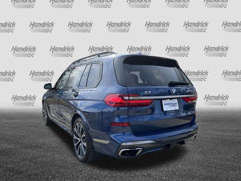 Used 2021 BMW X7 M50i image 9