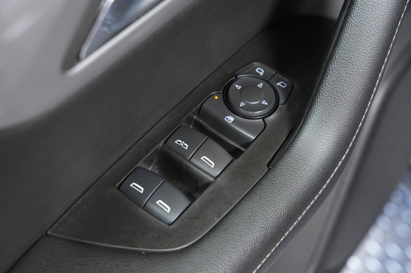 Used 2025 Chevrolet Blazer LT AWD/4WD image 33