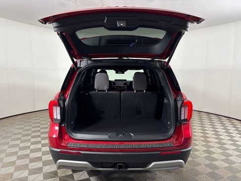 New 2026 Ford Explorer Platinum image 33