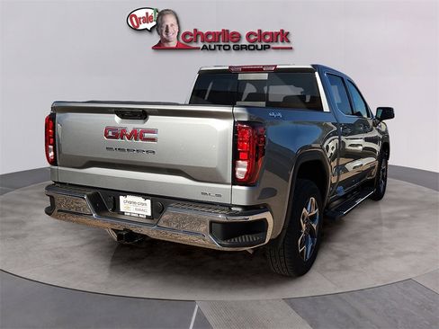 New 2026 GMC Sierra 1500 SLE w/ Preferred Package image 5