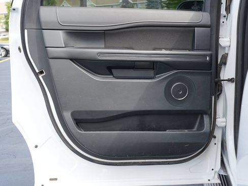 Used 2020 Ford Expedition Max XL AWD/4WD image 19