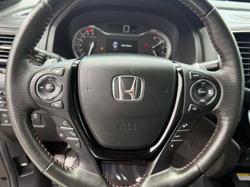 Used 2023 Honda Ridgeline Black Edition image 16