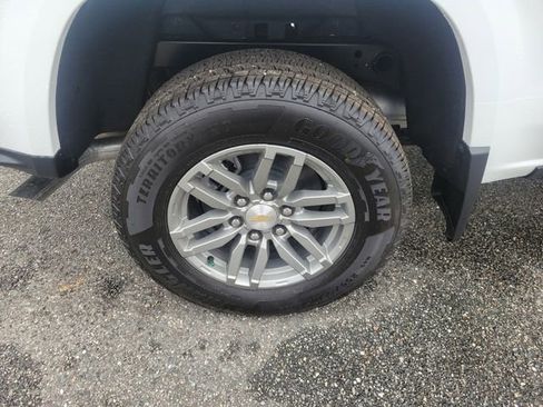 New 2026 Chevrolet Colorado LT w/ LT Convenience Package AWD/4WD image 5