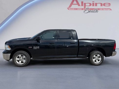 Used 2020 RAM 1500 Classic SLT AWD/4WD image 2