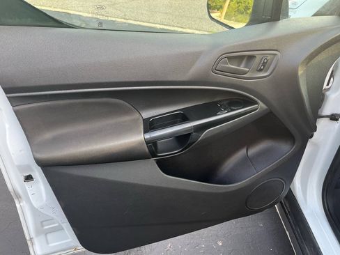 Used 2018 Ford Transit Connect XL FWD image 19