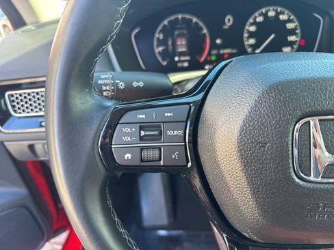 Used 2024 Honda Civic EX image 18