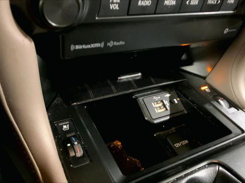 Used 2023 Lexus GX 460 Premium image 35