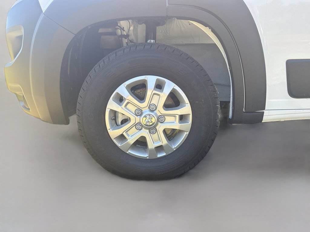 Used 2025 RAM ProMaster 3500 w/ Quick Order Package 22G SLT FWD image 19