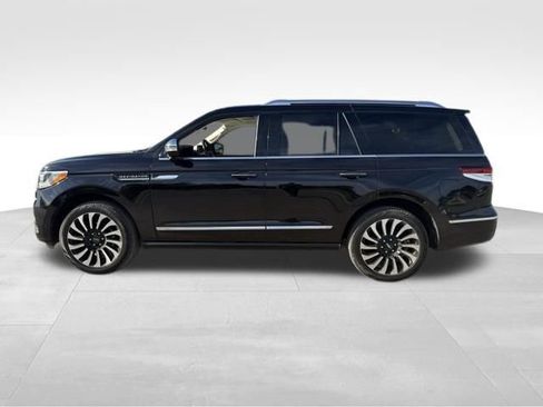 Used 2024 Lincoln Navigator Black Label AWD/4WD image 8