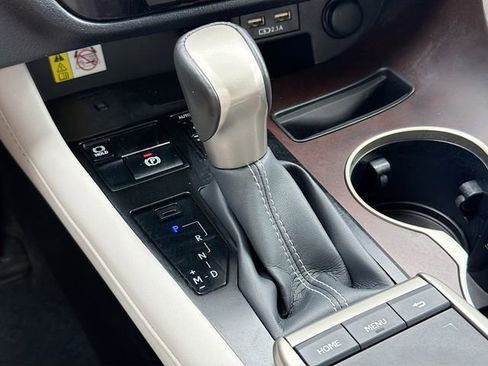Used 2022 Lexus RX 350 FWD w/ Premium Package image 29