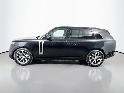 Used 2025 Land Rover Range Rover Long Wheelbase SE image 8