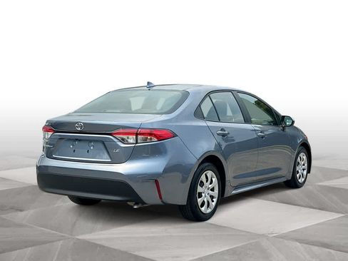 Used 2025 Toyota Corolla LE FWD image 8