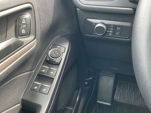 Certified 2022 Ford Escape SE w/ Cold Weather Package image 16