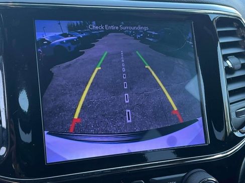 Used 2019 Jeep Grand Cherokee Altitude AWD/4WD image 37