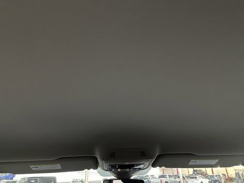 New 2026 Volkswagen Atlas SE image 26