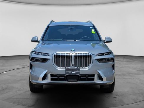 Used 2024 BMW X7 xDrive40i w/ Executive Package AWD/4WD image 2