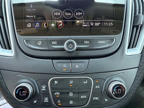 Used 2024 Chevrolet Malibu LT image 19