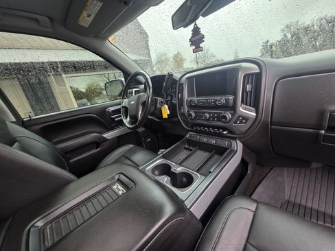 Used 2018 Chevrolet Silverado 1500 LTZ Z71 w/ Centennial Edition image 15