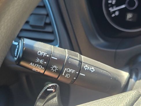 Used 2018 Honda HR-V EX image 26