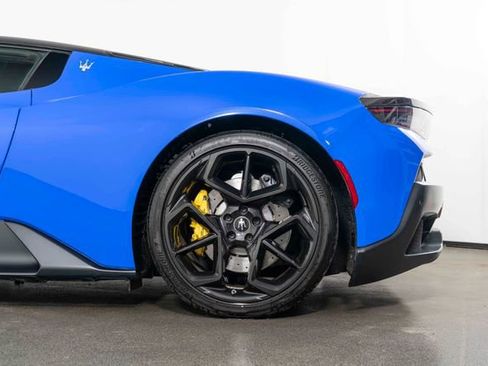 Used 2022 Maserati MC20 Coupe image 15