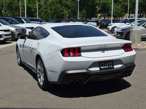 Used 2024 Ford Mustang GT Premium RWD image 5