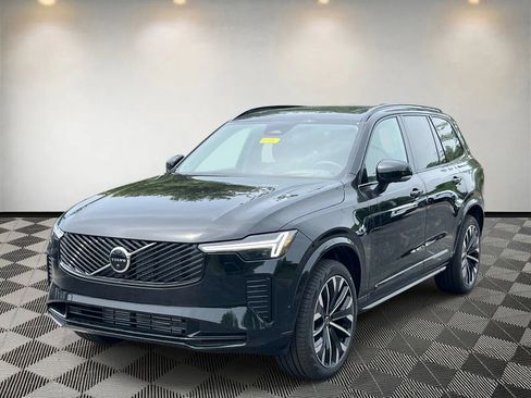 New 2026 Volvo XC90 T8 Ultra w/ Protection Package Premier AWD/4WD image 7