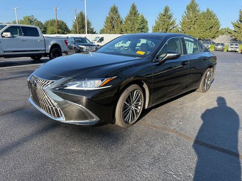 Used 2025 Lexus ES 350 w/ Premium Package FWD image 9