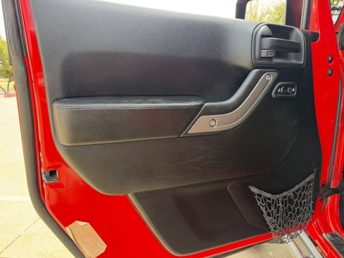 Used 2016 Jeep Wrangler Sport w/ Dual Top Group AWD/4WD image 14
