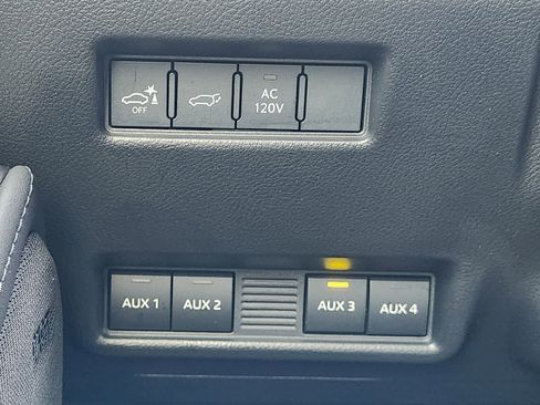 Certified 2025 Lexus GX 550 image 25