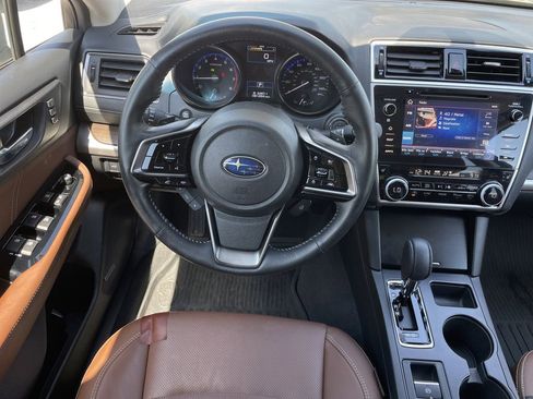 Used 2019 Subaru Outback 2.5i Touring w/ Popular Package #3A image 15