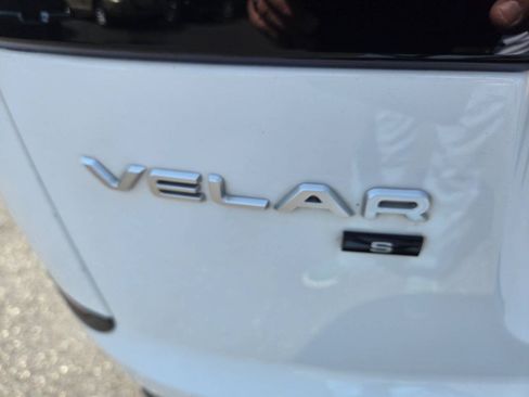 Used 2021 Land Rover Range Rover Velar S AWD/4WD image 13