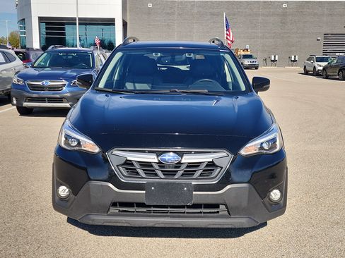 Used 2022 Subaru Crosstrek 2.5i Limited w/ Moonroof Package 2 image 8